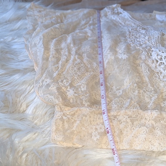 Cream Ivory Colored Sheer Lace Blouse / Top with Open Sides - Picture 6 of 9